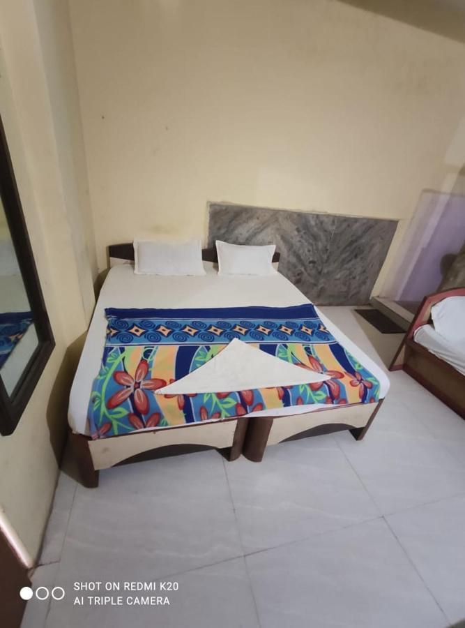 Hotel Sai Nivas Residency Hyderabad Exterior photo