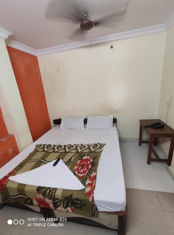 Hotel Sai Nivas Residency Hyderabad Exterior photo